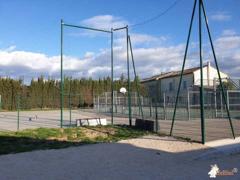 Commune de Maillane out  Maillane