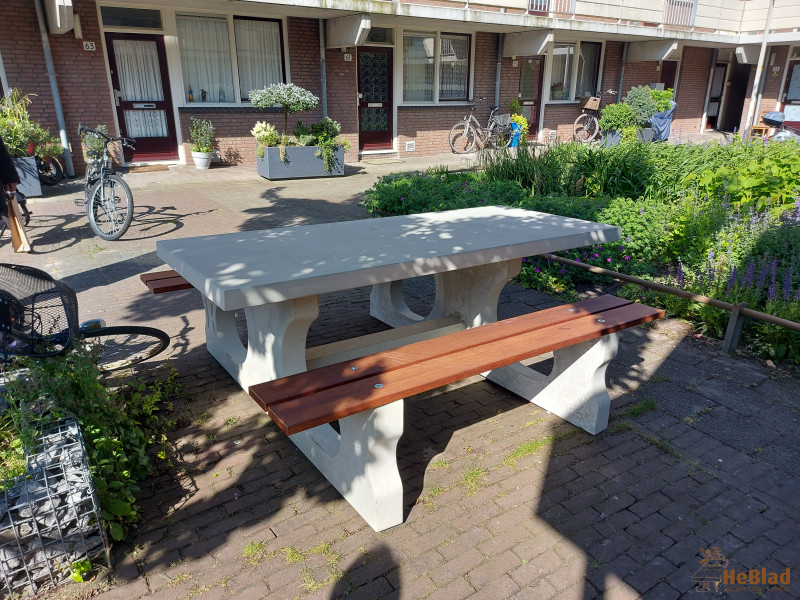 Stichting STKK out  Den Haag