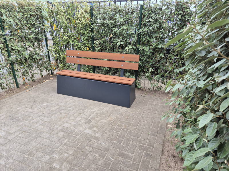Jarola Central Services B.V. out  Coevorden