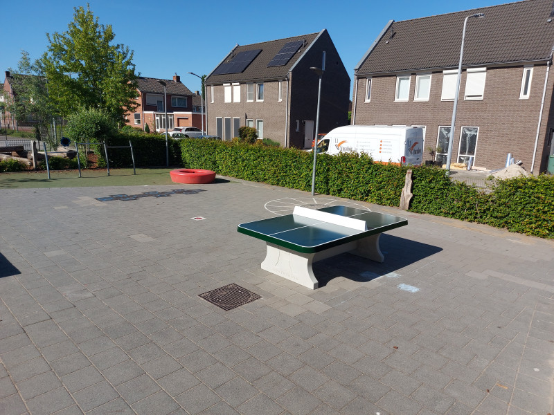 BS Markeent out  Weert