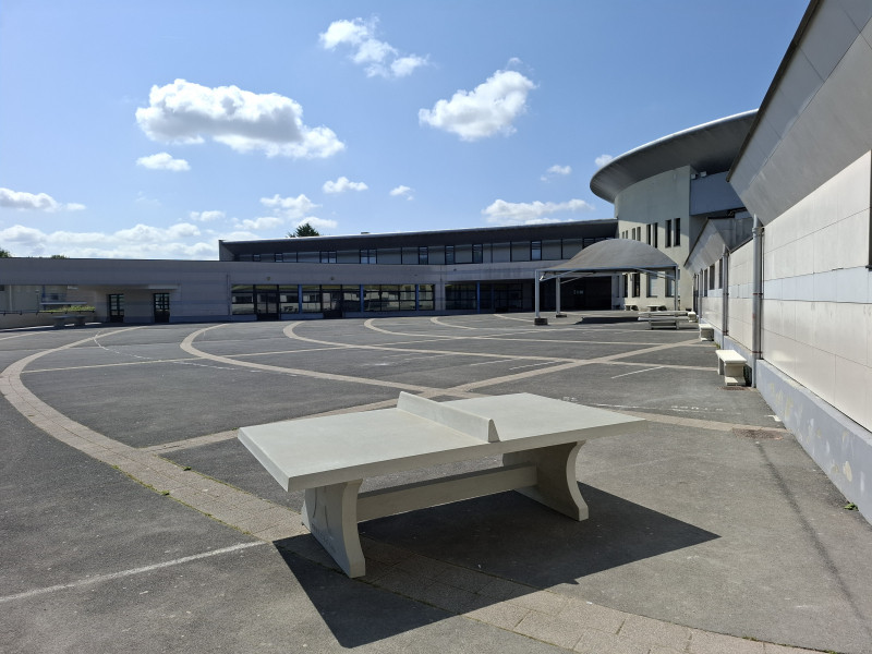 FSE du collège Georges CHARPAK out  BAZANCOURT