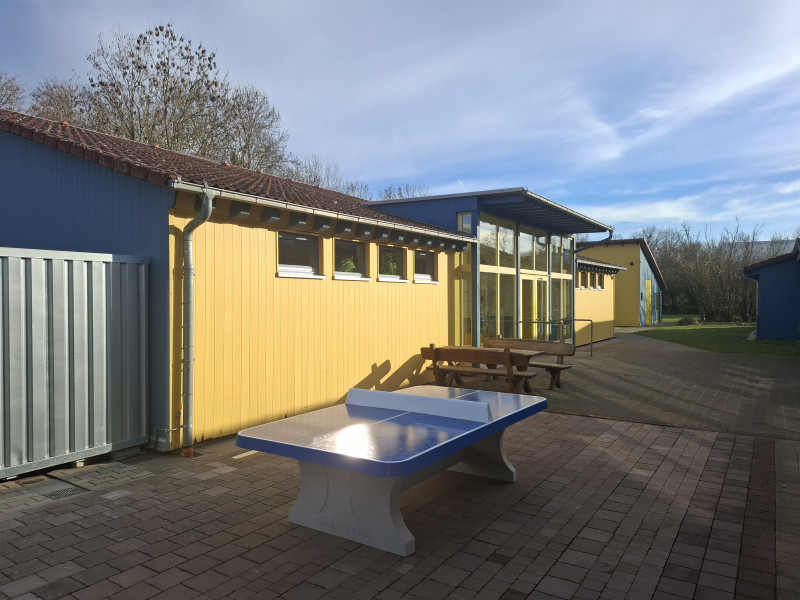 Eduard-Flanagan-Schule out  Babenhausen