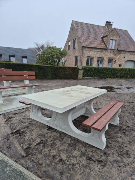 Gebr. Van Den Bogerd out  Arendonk