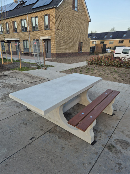 Kompan BV out  Barendrecht