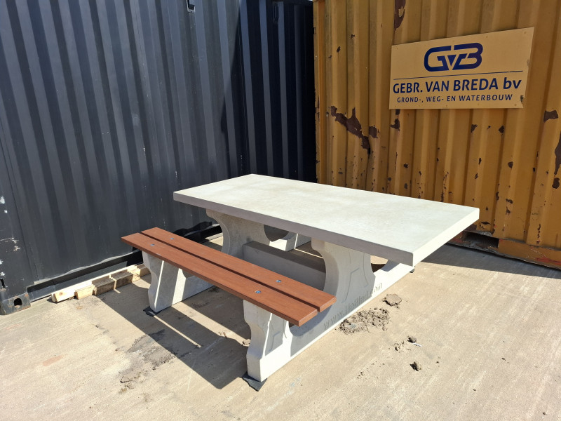 Gemeente West Betuwe out  Geldermalsen