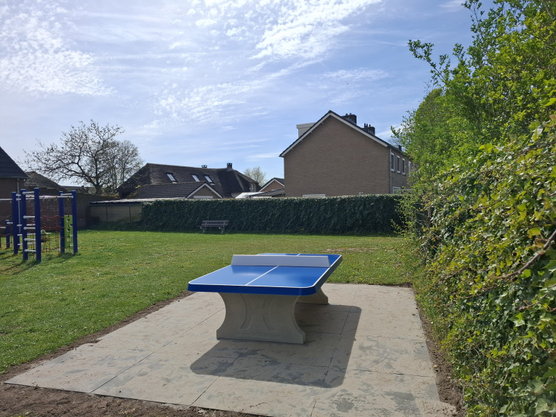 Gemeente West Betuwe out  Meteren