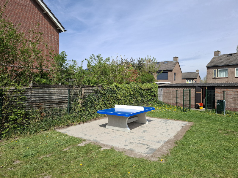 Gemeente West Betuwe out  Meteren