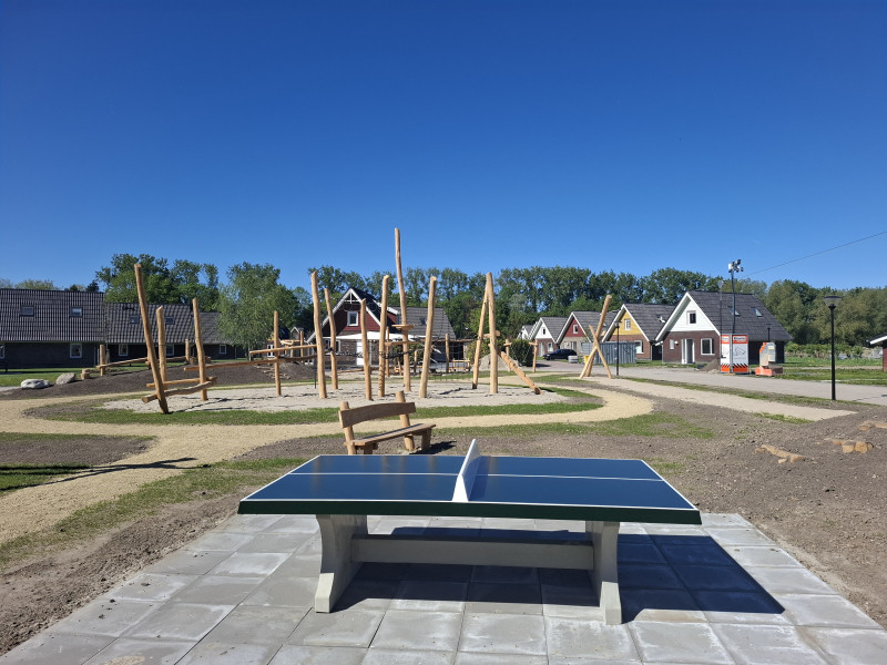 Speelmaatje out  Ooltgensplaat