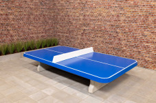 Ping pong table low, rounded Blue
