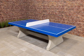 Tischtennistisch in Blau