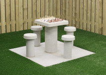 Table d’échecs en béton naturel, pour 4 personnes